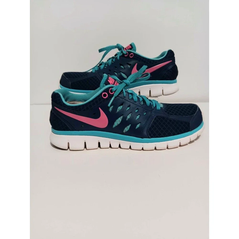 Nike Blue Pink Women's Sneakers Sz 9